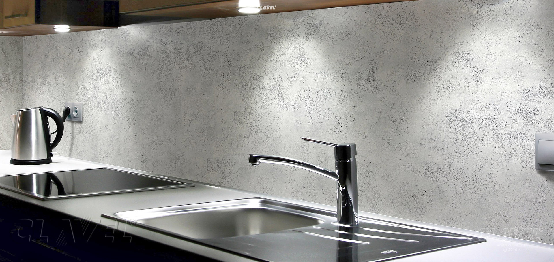 Фактурная штукатурка в интерьере: текстурные покрытия для стен на кухне и в прихожей, варианты для небольшой квартиры (44 фото)